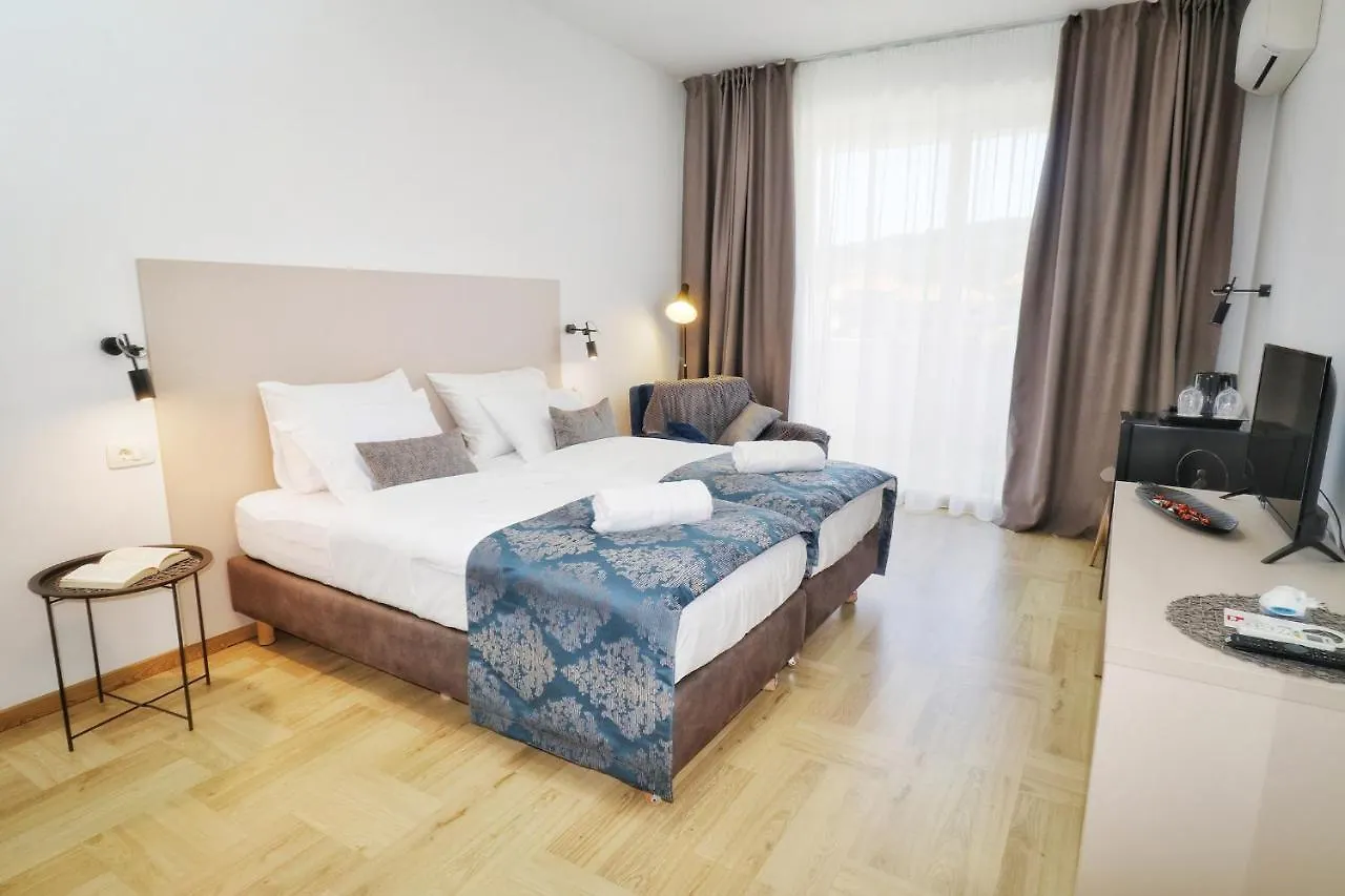Luxury Villa Magico Slatine Affittacamere
